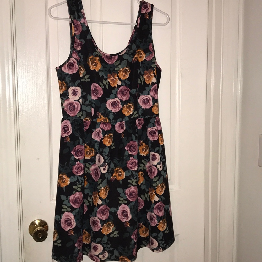 Forever21 Black floral dress